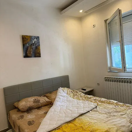 Teras Apartment *